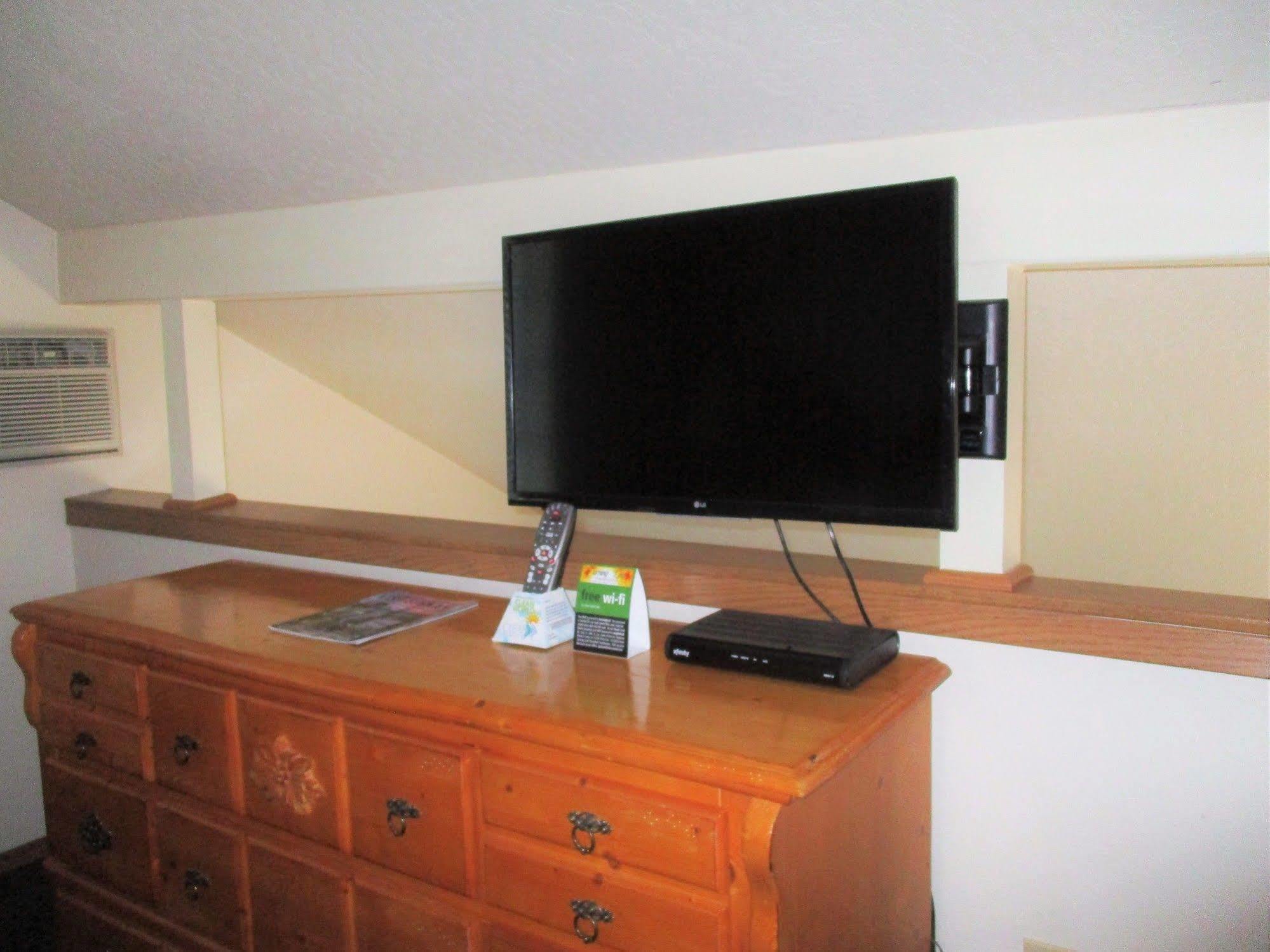 Turning Leaf Townhome Suites Fairwood Екстериор снимка