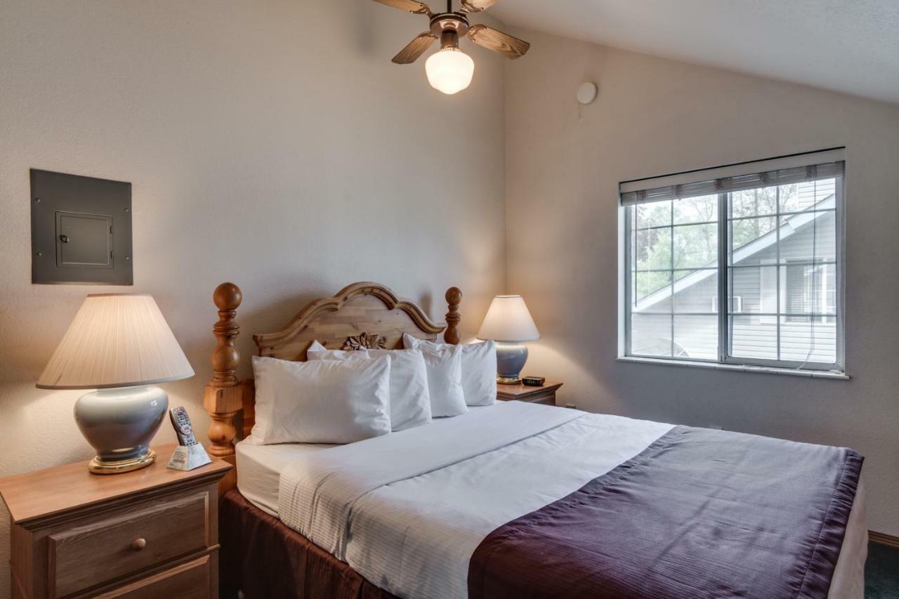Turning Leaf Townhome Suites Fairwood Екстериор снимка