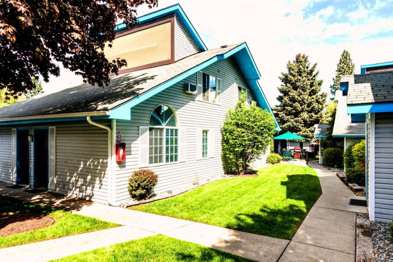 Turning Leaf Townhome Suites Fairwood Екстериор снимка